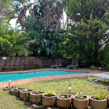 Garden Cottage In Ambiente Guest House 나이스나 외부 사진