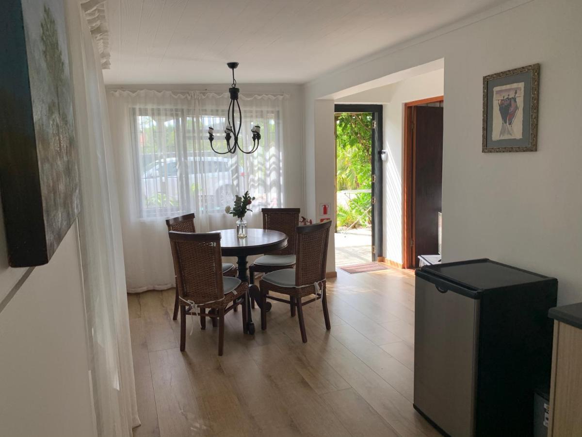 Garden Cottage In Ambiente Guest House 나이스나 외부 사진